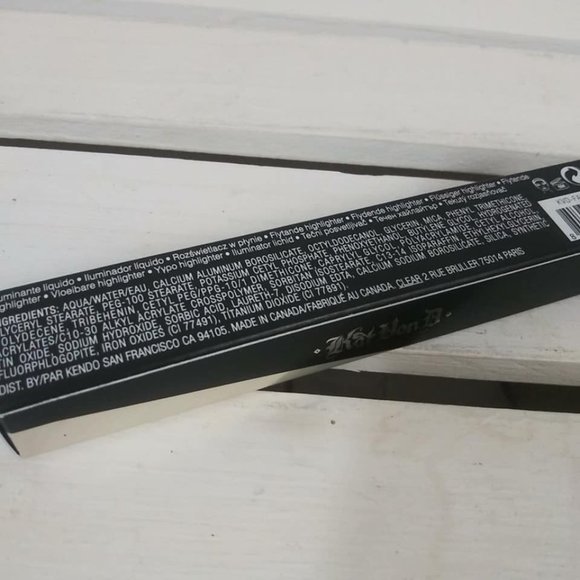 Kat Von D Metal Crush Liquid Highlighter Helix - Picture 4 of 5